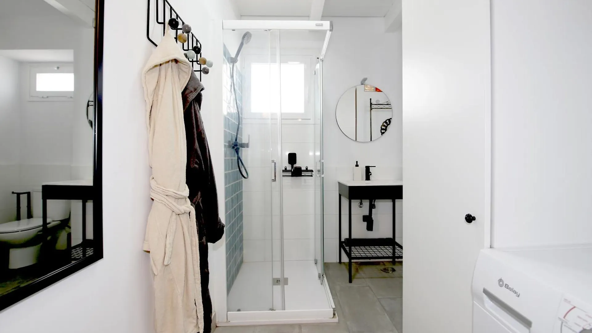 Estepona Centre Apartment Nella