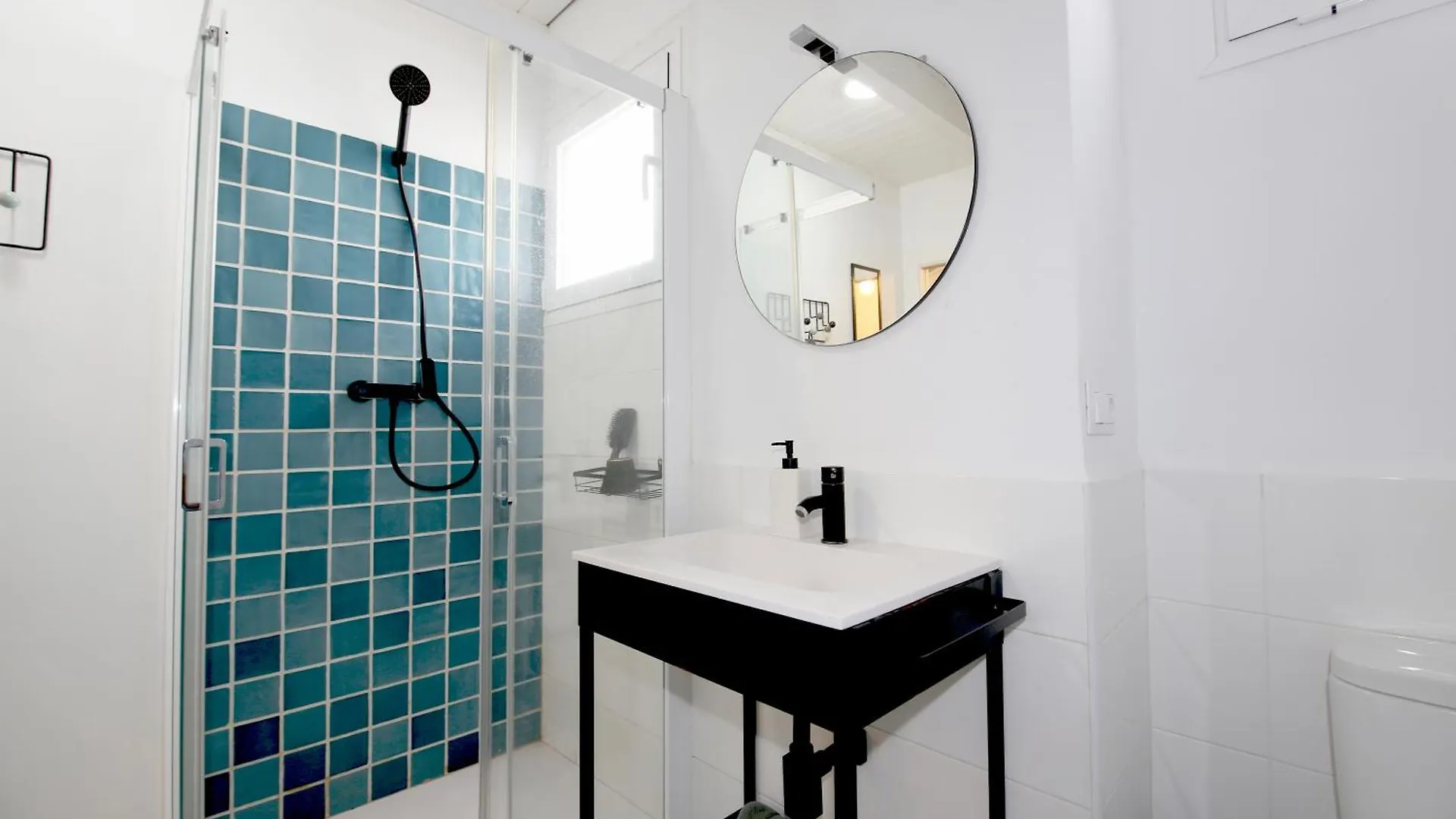 Estepona Centre Apartment Nella
