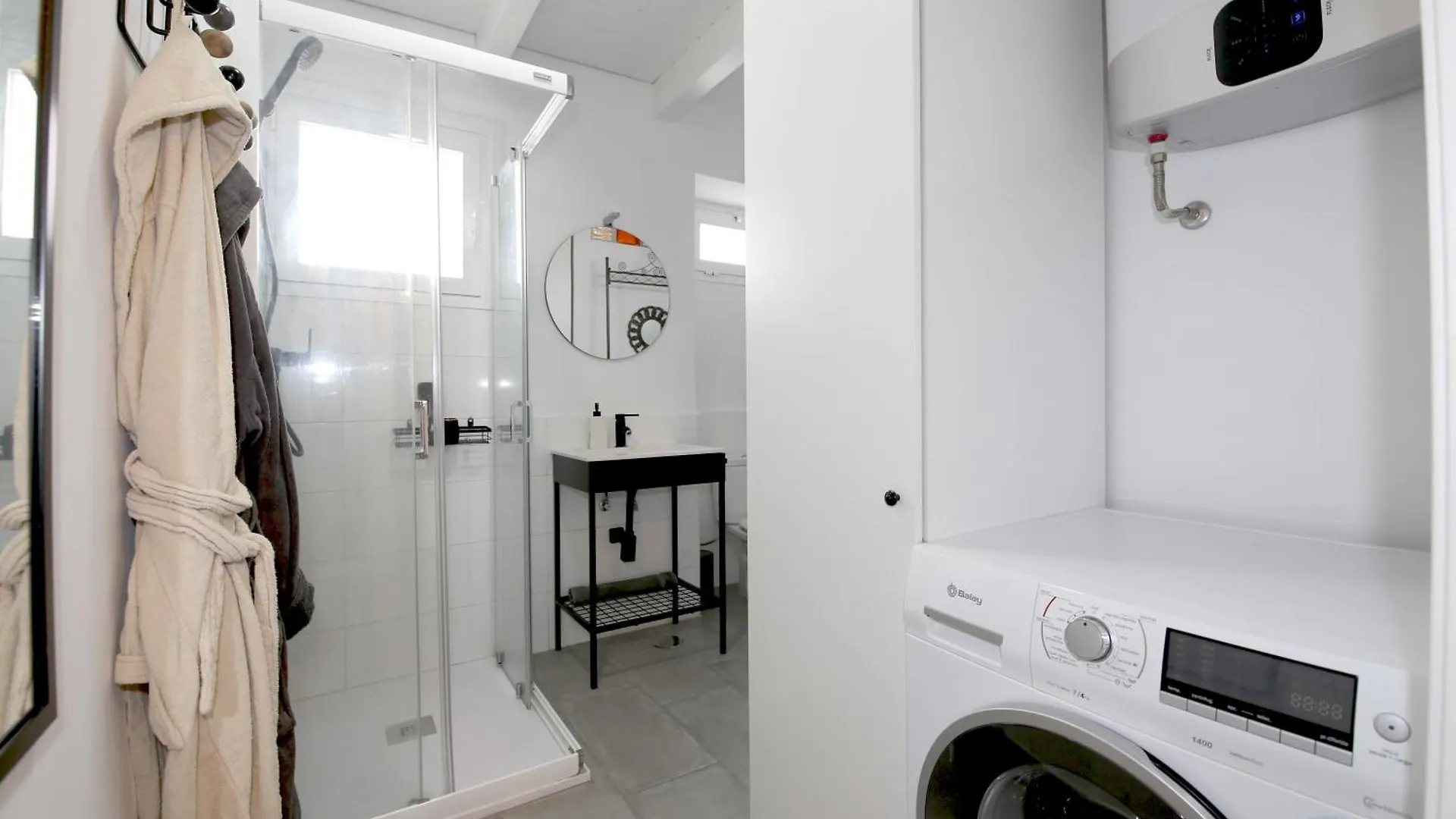 Estepona Centre Apartment Nella